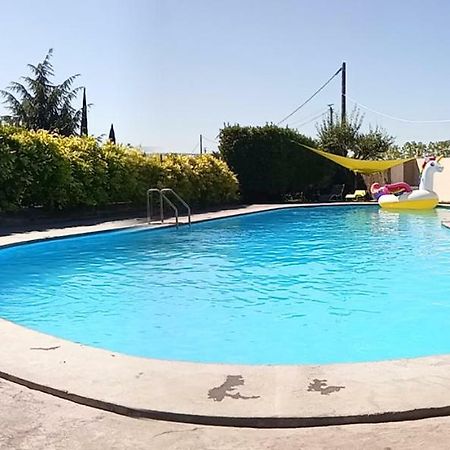 Hotel Font De Lauro Saumane-de-Vaucluse ภายนอก รูปภาพ