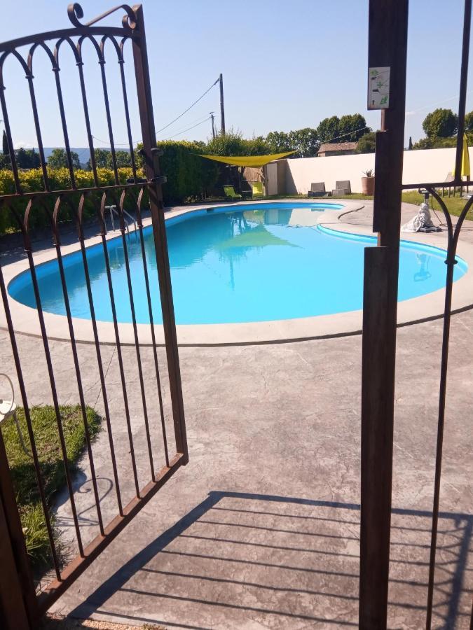 Hotel Font De Lauro Saumane-de-Vaucluse ภายนอก รูปภาพ